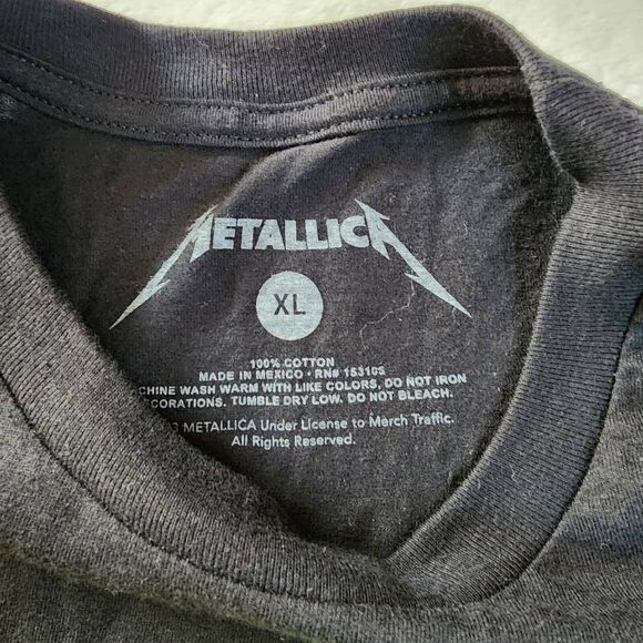 Metallica 72 Seasons Black Tshirt With Graphics Size XL New Without Tags - Picture 4 of 6
